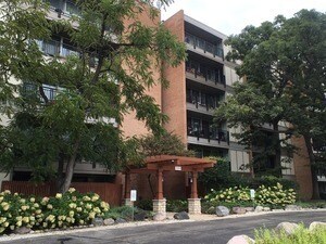 Foto principal - 5950 Oakwood Dr