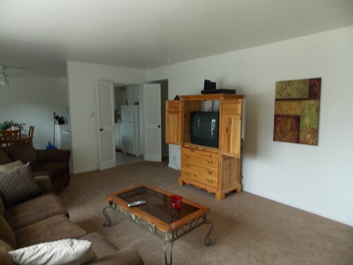 Building Photo - 5840 W 25th St