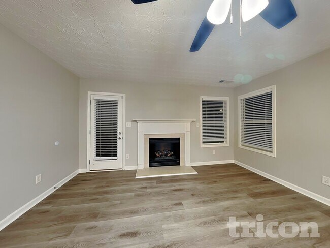 Building Photo - 305 Little Creek Rd SE