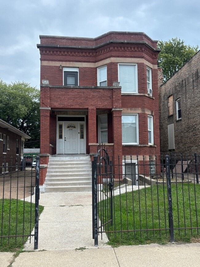Building Photo - 7743 S Saginaw Ave