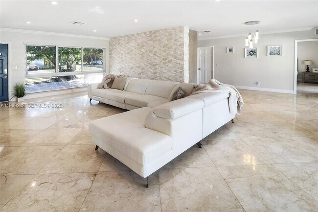 Foto del edificio - 2031 NE 14th Ct