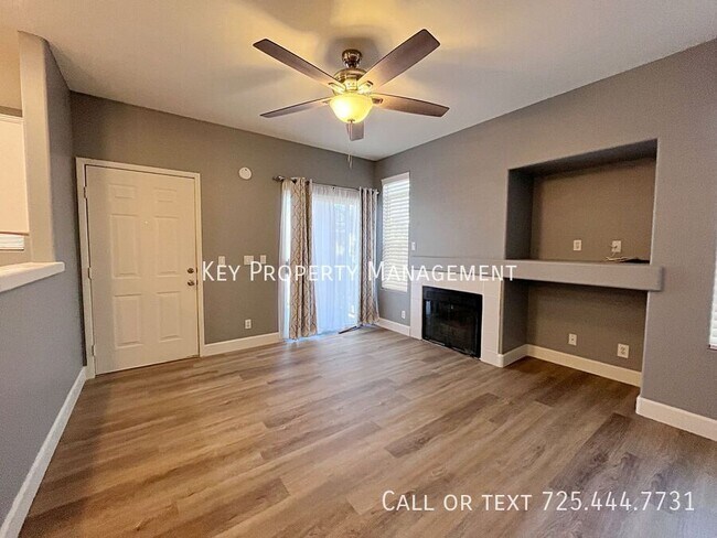 Foto del edificio - NEWLY UPGRADED 2 BED 2 BATH UPSTAIRS UNIT ...