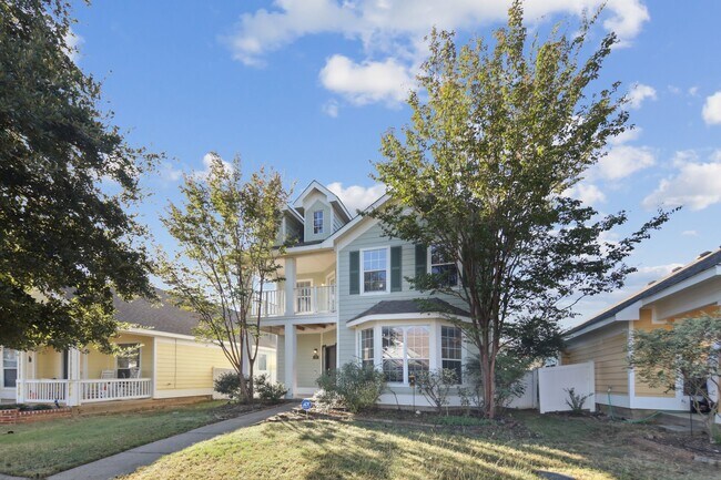 Building Photo - 1414 Kingston Pl