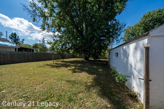 Building Photo - 2 br, 1 bath House - 1573 Carolina Ave