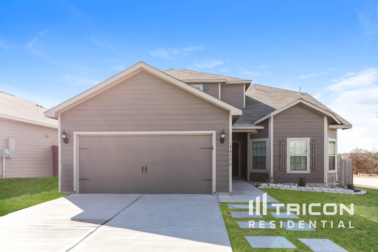 Foto principal - 14356 Open Range Dr
