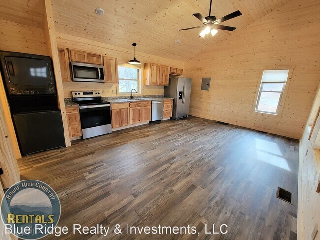 Building Photo - 1 br, 1 bath House - 232 Oliver Lane