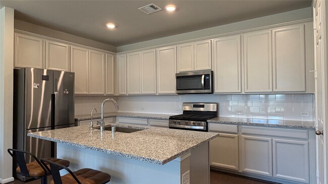 Building Photo - 9404 Caddo Ridge Ln