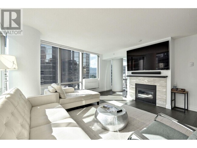 Photo du bâtiment - 608-837 W Hastings St