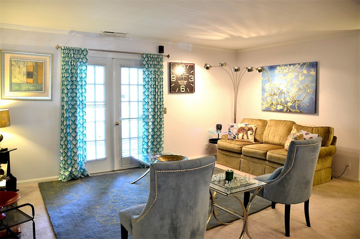 Foto principal - 5025 Hillsboro Pike