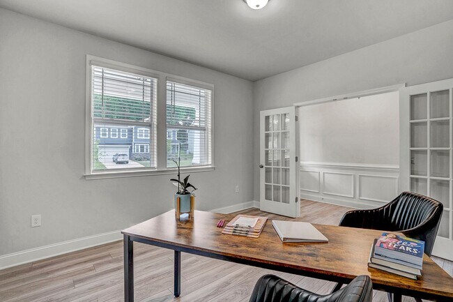 Building Photo - 220 Karlov Rd