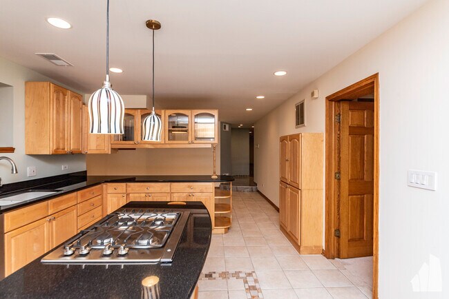 Foto del edificio - 4625 N Dover St