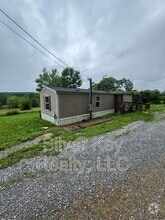 Building Photo - 910 Co Rd 172