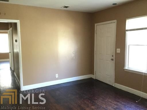 Foto del edificio - 2802 3rd Ave SW