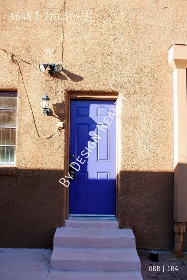 Foto del edificio - Studio Space with ALL UTILITIES INCLUDED - Walk to UofA