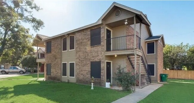 Photo - 5104 Herrick Ct Apartment