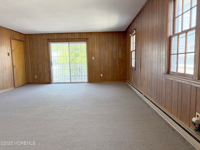 Building Photo - 70 Mt Hermon Way