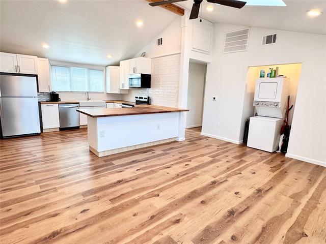 Foto del edificio - 3414 Navaro St