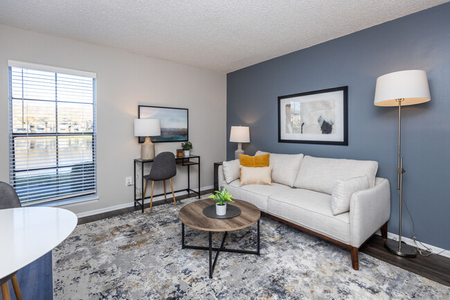 Foto del edificio - 11500 N Dale Mabry Hwy