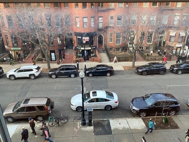 Building Photo - 302 Newbury St
