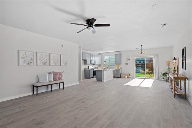 Foto del edificio - 1110 Greywood Dr