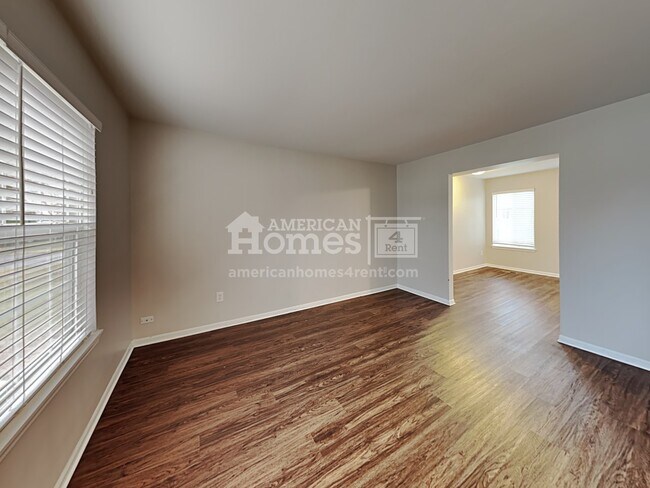 Building Photo - 13804 W Jonesport Court