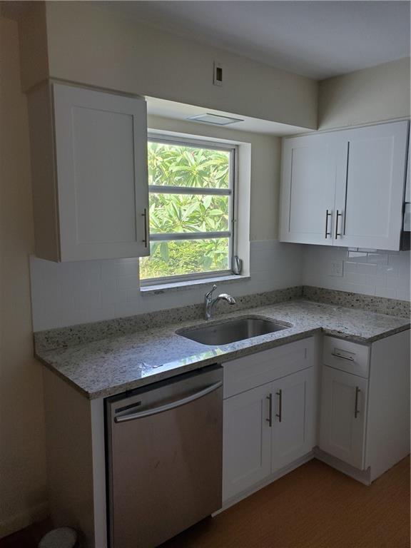 Building Photo - 1331 Flamingo Dr