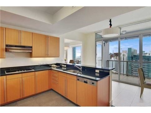Primary Photo - 1425 Brickell Ave