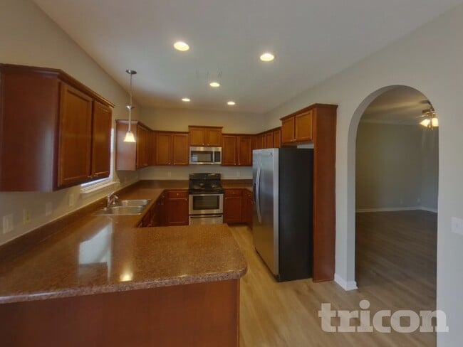 Building Photo - 1729 Alysheba Run