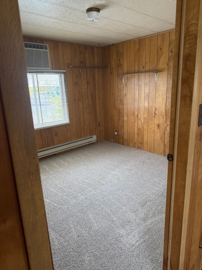 Foto del edificio - 1 Bed/1 Bath in Bar Nunn – All Utilities Included + Yard & Shed