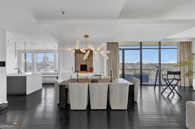 Foto del edificio - 2233 Peachtree Rd NE