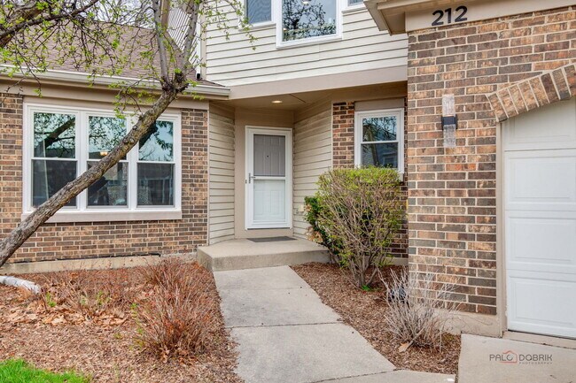 Foto del edificio - 212 Willow Pkwy