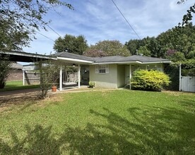 Building Photo - 5813 Starling Cir