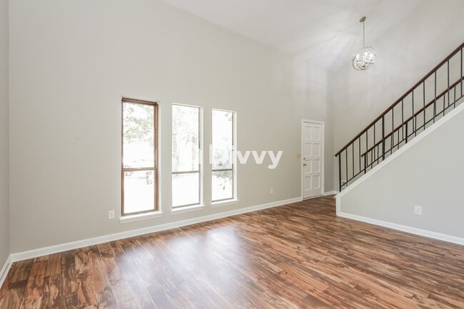 Building Photo - 6740 Creekmoor Ln, Riverdale, GA 30296, USA