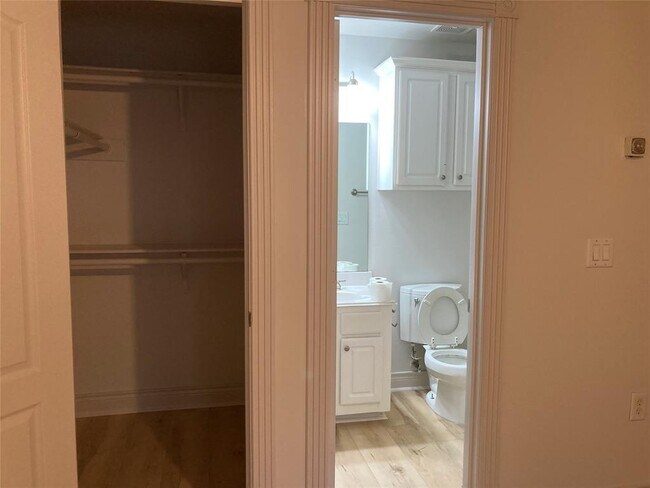 Foto del edificio - 319 Sandman St