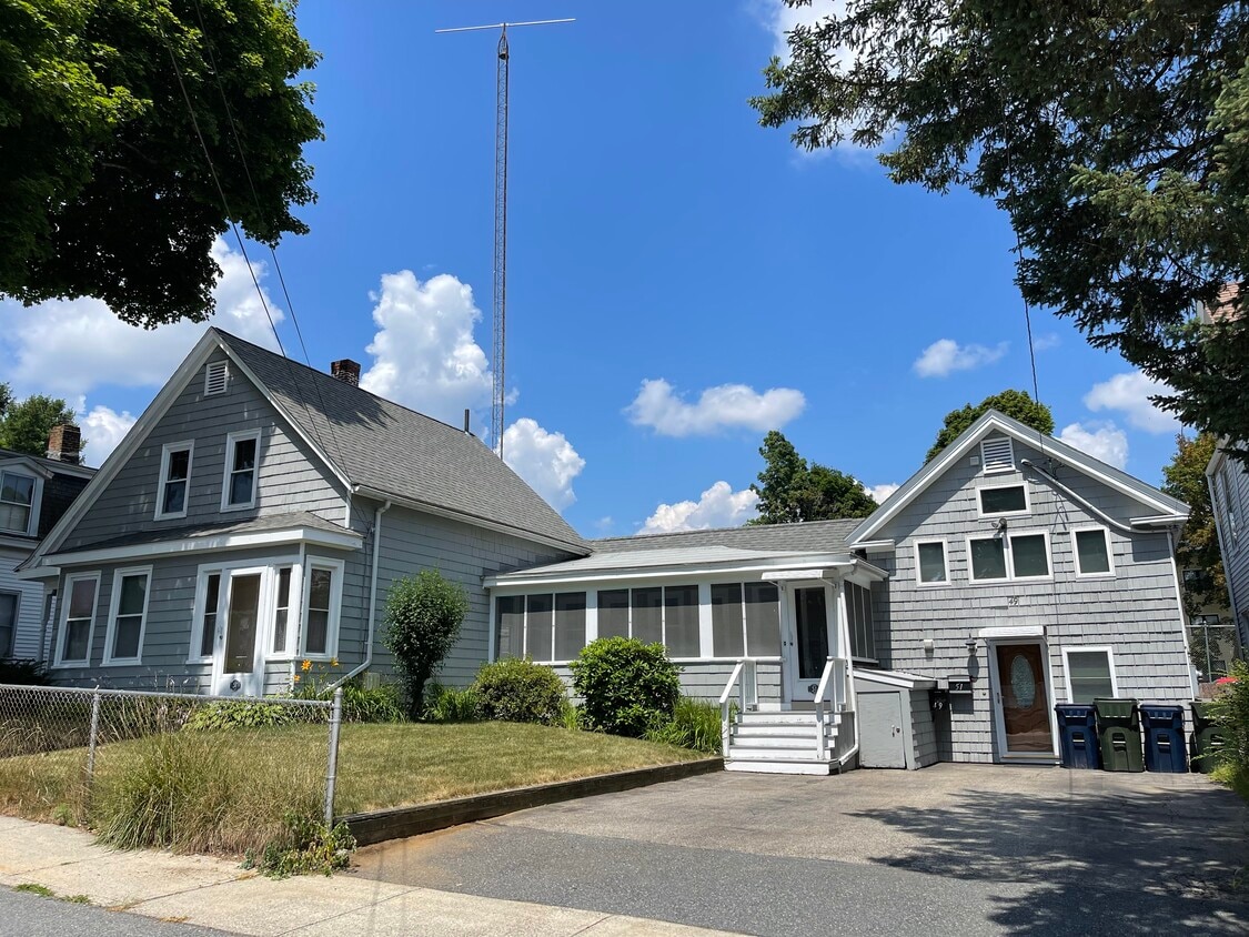 51 Chestnut St, Marlborough, MA 01752 House Rental in Marlborough, MA