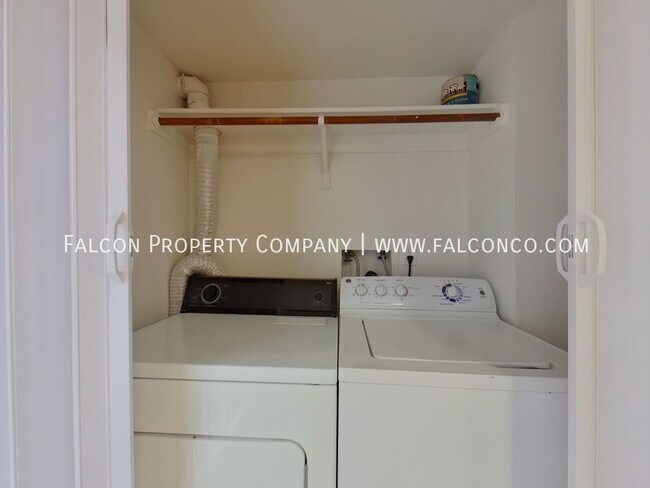 Foto del edificio - Charming Townhome in South-East Colorado S...