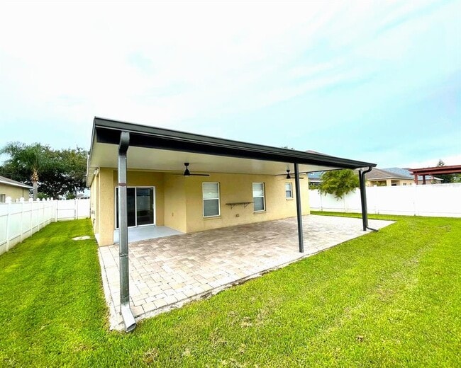 Foto del edificio - 2031 Ribbon Falls Pkwy