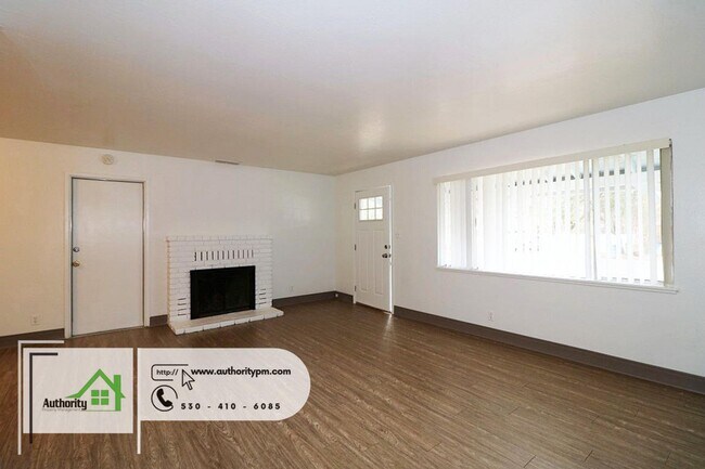 Building Photo - Awesome unit at 2802 Churn Ct.  Close to S...