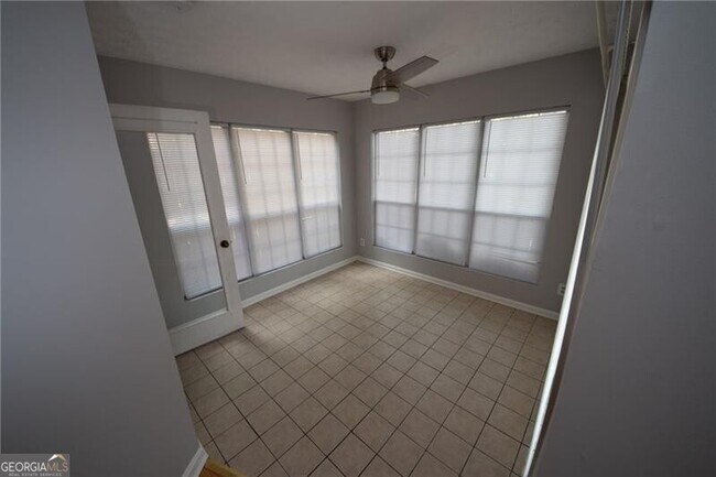 Foto del edificio - 903 Mill Pond Dr