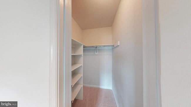 Building Photo - 200 Sulgrave Ct