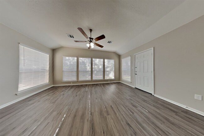 Building Photo - 25818 Elmley Pl