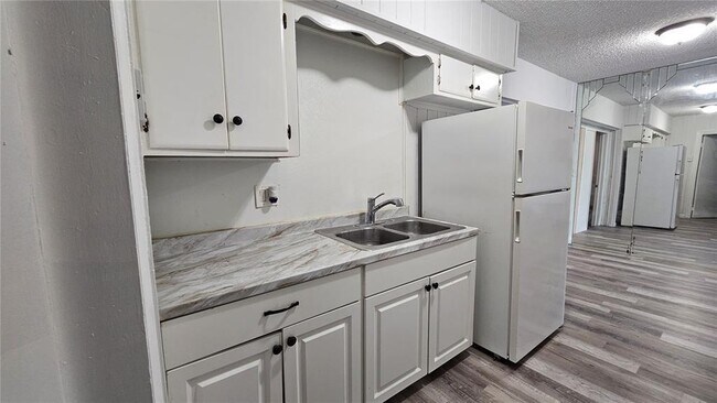 Foto del edificio - 2771 SW 3rd St