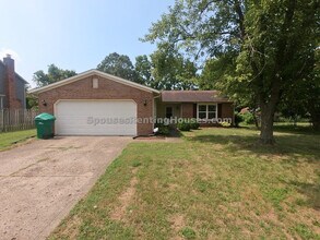 Building Photo - 7648 Camberwood Dr