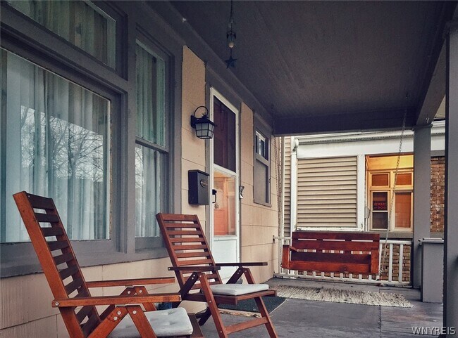 Foto del edificio - 836 Richmond Ave