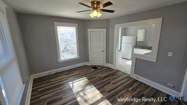 Foto del edificio - 407 Jackson Ave