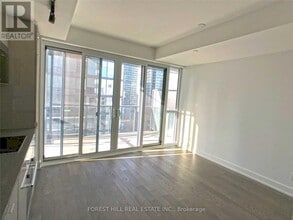 Building Photo - 7 Grenville St