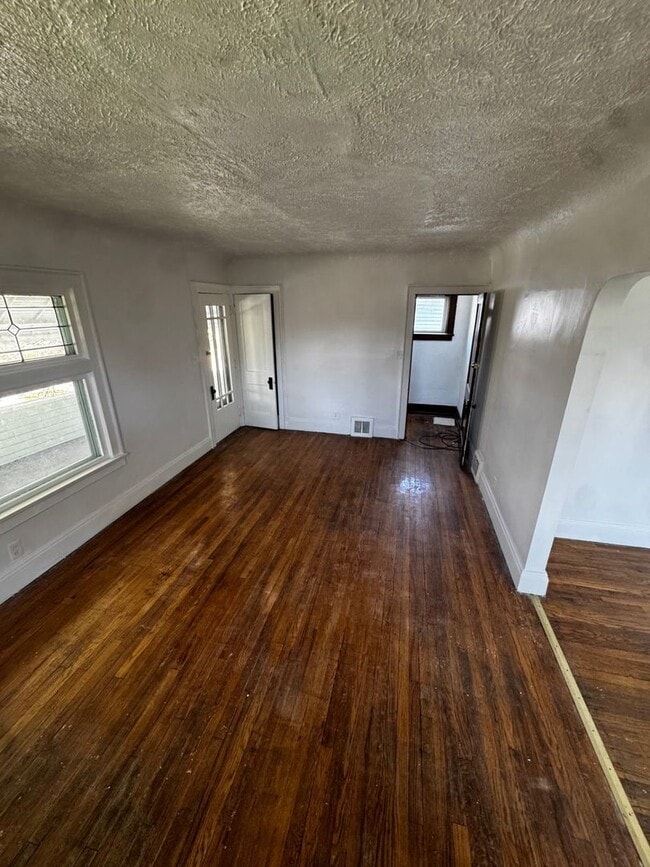 Building Photo - 11222 Revere Ave