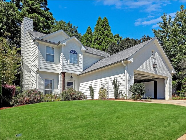 Building Photo - 401 Kensington Parc Dr