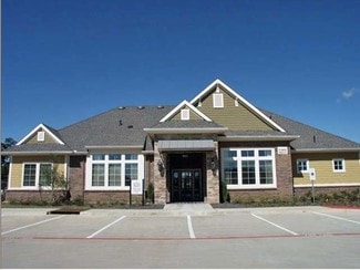 Building Photo - Churchill At Longview