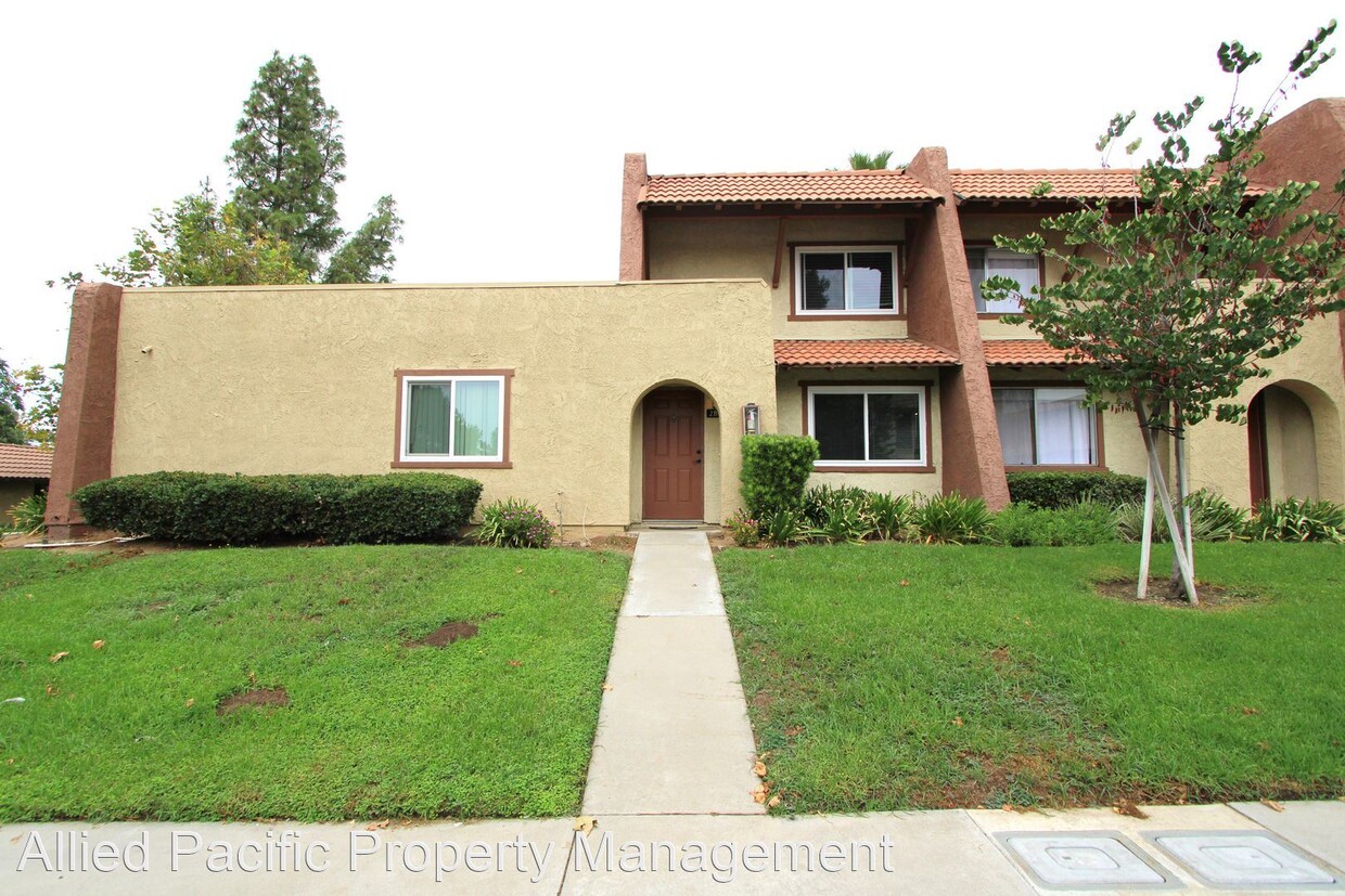 Foto principal - 2 br, 1.5 bath House - 12420 Mount Vernon ...